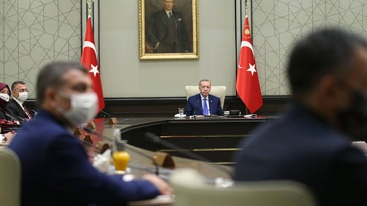 AK Parti kulislerinden Kabine değişikliği iddiası!