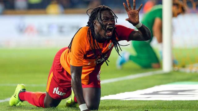 Bafetimbi Gomis, Galatasaray'dan ayrılış sebebini açıkladı.