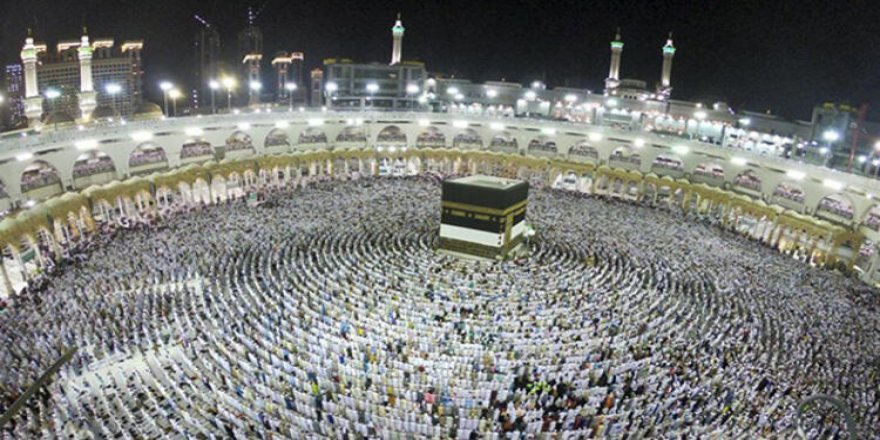 Suudi Arabistan'da hac ibadeti için aşı şartı
