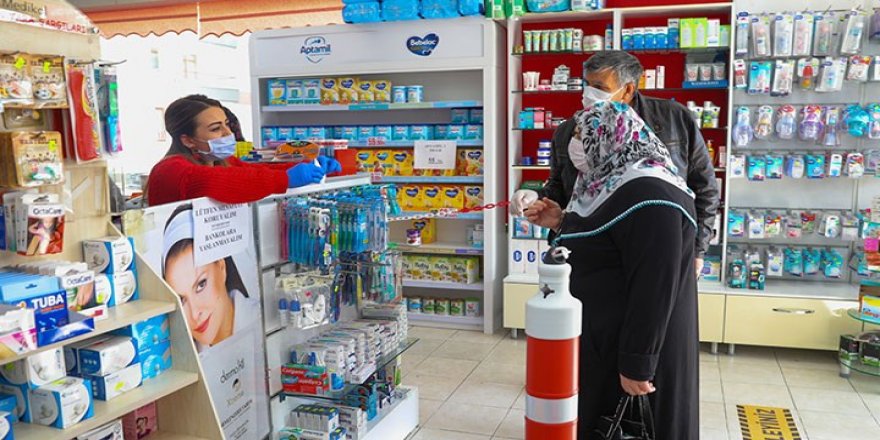 İstanbul'da eczanelerin çalışma saatlerine düzenleme