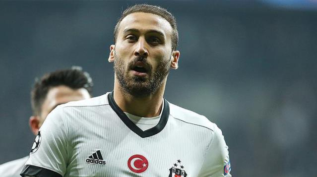 Cenk Tosun'un menajeri: CSKA Moskova ile transfer görüşmesi yapabiliriz