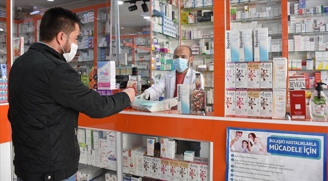 İstanbul'da eczaneler normal mesai saatlerine döndü