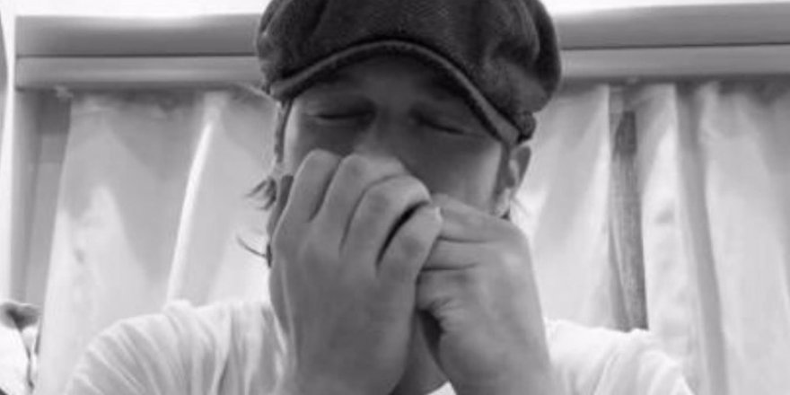 Kıvanç Tatlıtuğ'dan mızıka şov