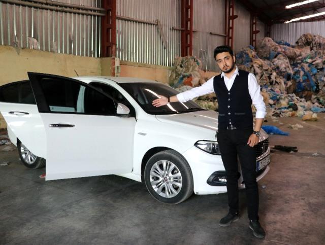 Sıfır aldığı otomobili ekspere sokan vatandaş şok oldu.