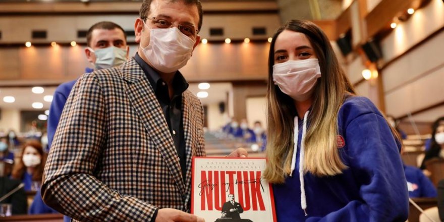 İBB’nin “genç yetenekleri” ödüllerine kavuştu