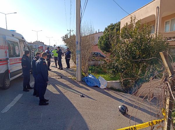 Çanakkale'de önce kaldırma ardından direğe çarpan motosikletteki uzman çavuş öldü