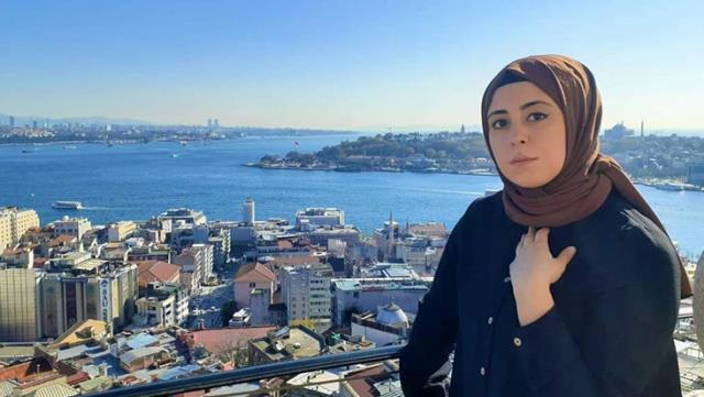 Anne babası kavga eden genç kız balkondan atladı!