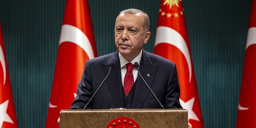 Cumhurbaşkanı Erdoğan, Helikopter Kazasında Şehit Olan Askerlere Allah'tan Rahmet Diledi