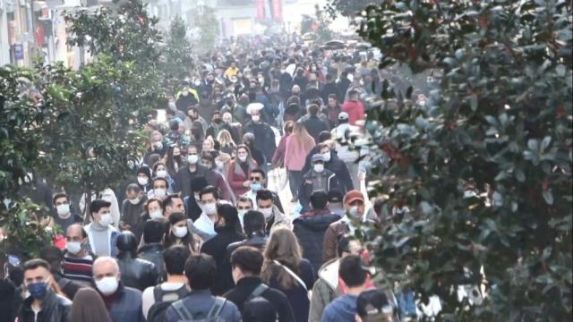 Kısıtlamasız cumartesi uzmanları korkuttu