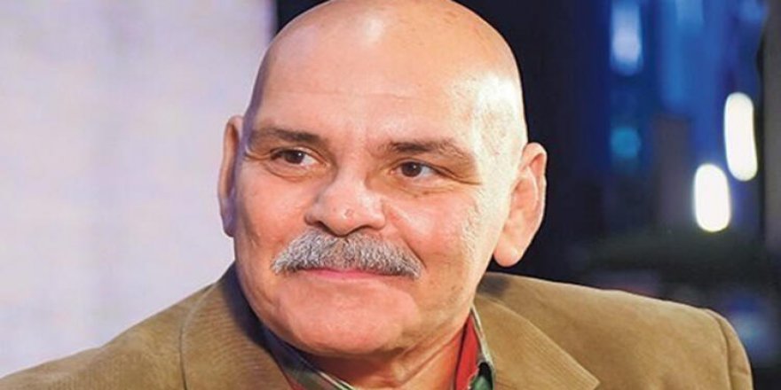 Usta sanatçı Rasim Öztekin kalp krizi geçirdi