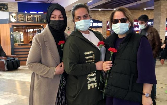 Alışveriş Merkezi kadın misafirlerini unutmadı