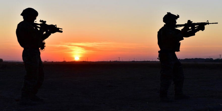 MSB: Hatay'dan Türkiye'ye girmeye çalışan 11 kişi yakaland