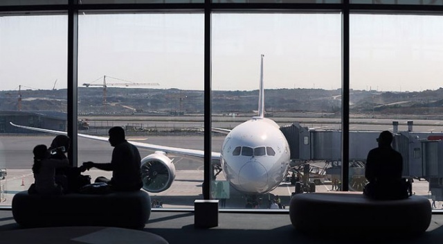 Türkiye havalimanlarında Şubat'ta 5 milyon 392 bin yolcuya hizmet verildi