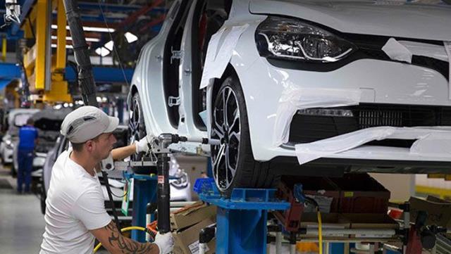 Oyak Renault, küresel tedarik krizi nedeniyle üretime ara verecek