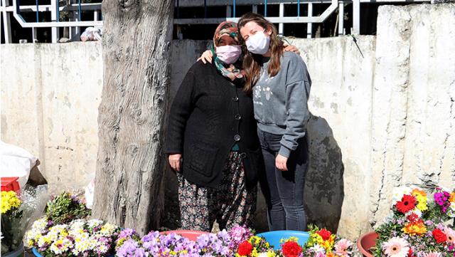 "Oxford'da okuyorum" diyen kızının gerçek mesleğini öğrenen çiçekçi anne yıkıldı
