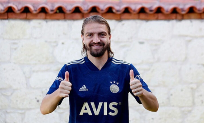 Fenerbahçe'de Caner Erkin kararı!