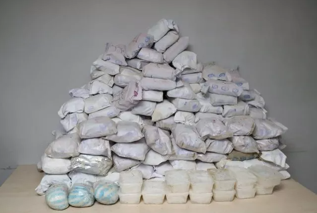 482 kilo eroin, 65 kilo metamfetamin ele geçirildi