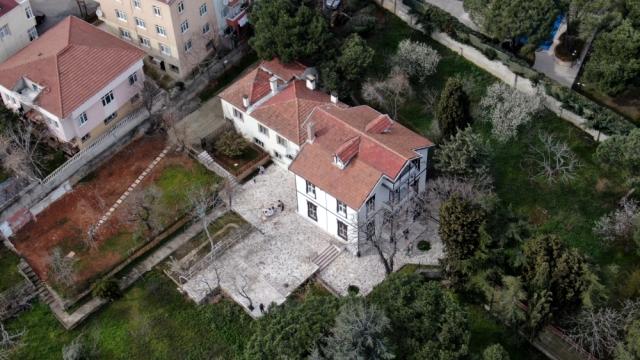 İstanbul'da Osmanlı döneminden kalma tarihi köşk satışa çıkarıldı
