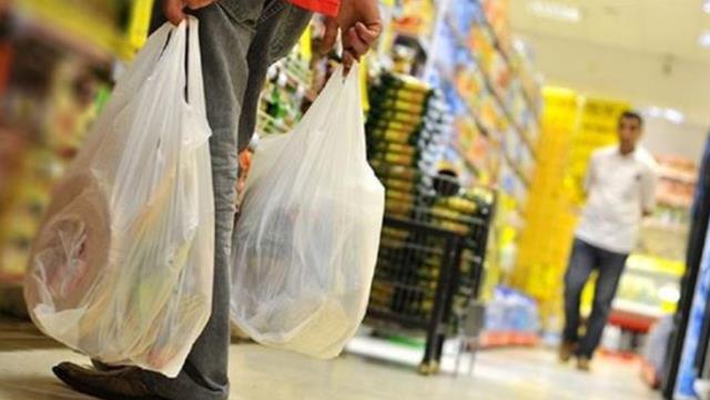 Ücretli poşetlere logo ve slogan düzenlemesi!