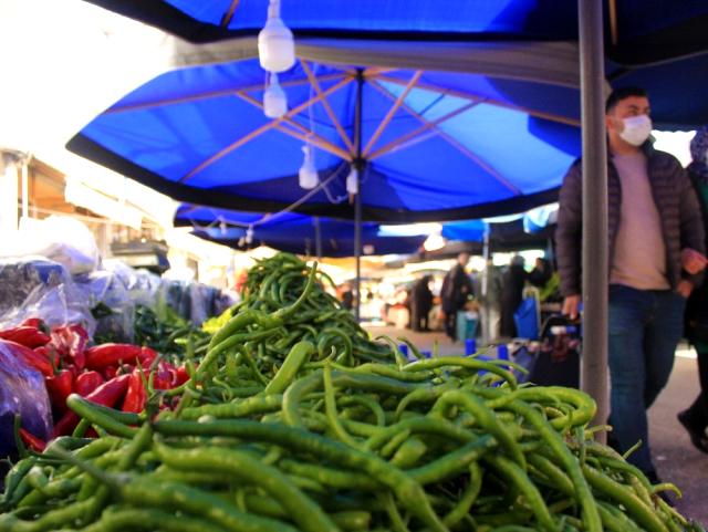 Pazarın şampiyonu kıl biber