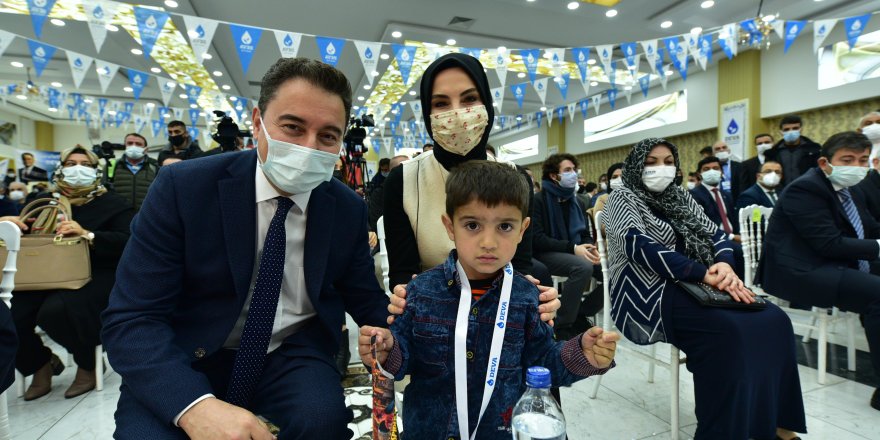 Babacan: Hasta Hastalığını Kabul Etmiyor