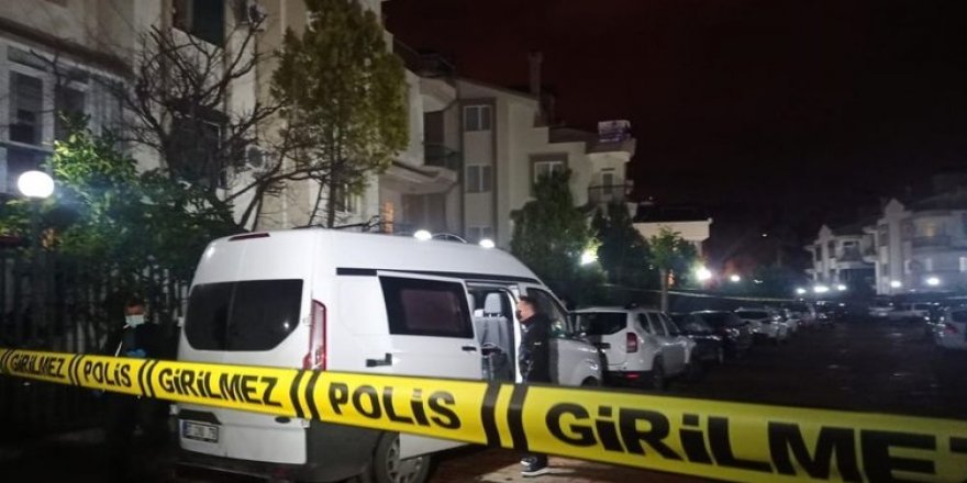 Antalya'da korkunç olay! Aynı aileden 4 kişi silahla vurulmuş halde bulundu