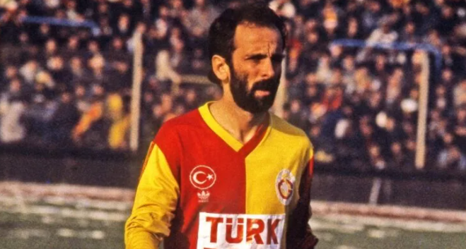 Türk futbolunun efsane ismi hayatını kaybetti