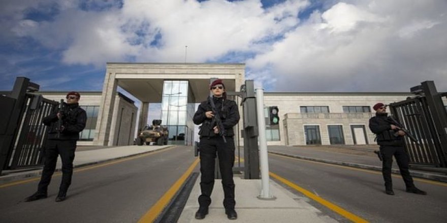 Adil Öksüz kuzenini MİT’e sızdırmış