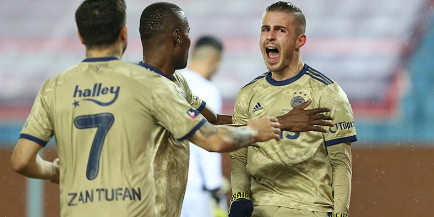 Dimitris Pelkas: Beşiktaş’ı yenebileceğimizi biliyoruz, sahada savaşan bir Fenerbahçe için taraftarlarımıza söz veriyorum