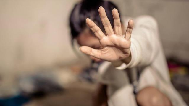 15 yaşındaki kıza alkol ve uyuşturucu vererek cinsel istismarda bulunan sapığa 30 yıl hapis