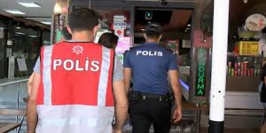 Yüksek riskli ilde koronavirüs denetimi: 3 odada 61 kişi bulundu