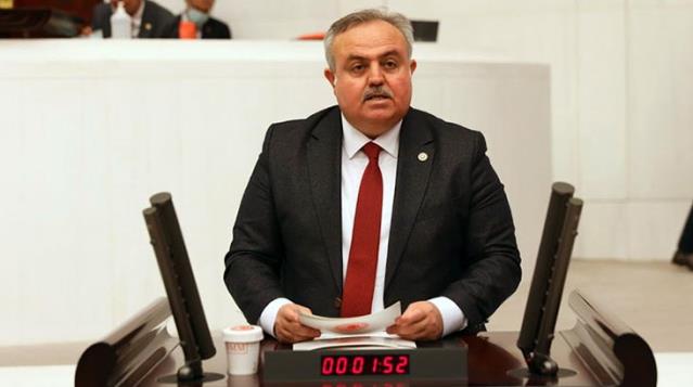 THY uçağında kalp krizi geçiren bebeğe ilk müdahaleyi yapan AK Partili Milletvekili o anları anlattı