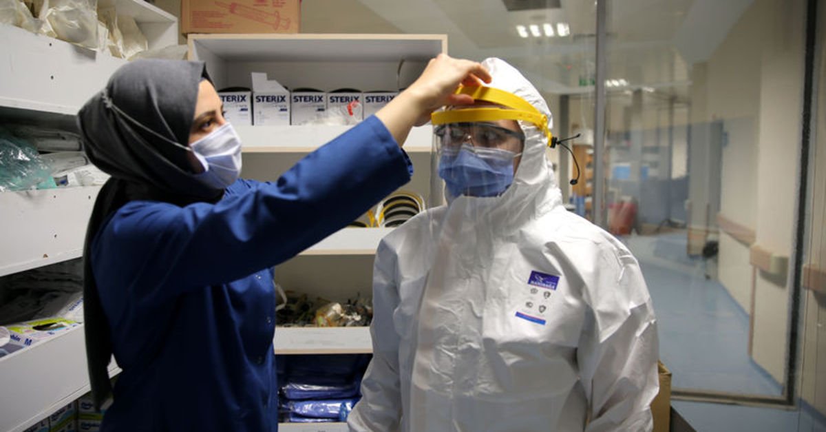 Türkiye'de son 24 saatte koronavirüsten 87 kişi hayatını kaybetti, 21 bin 30 kişinin testi pozitif çıktı