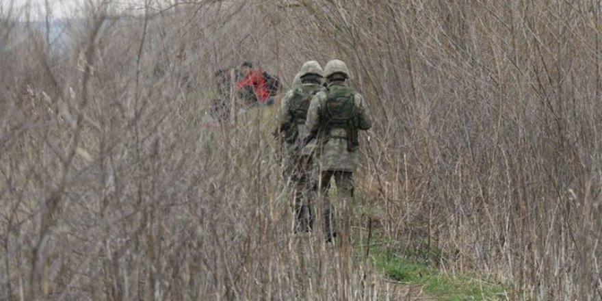 Edirne'de sınırda yakalanan 3 FETÖ şüphelisi gözaltına alındı