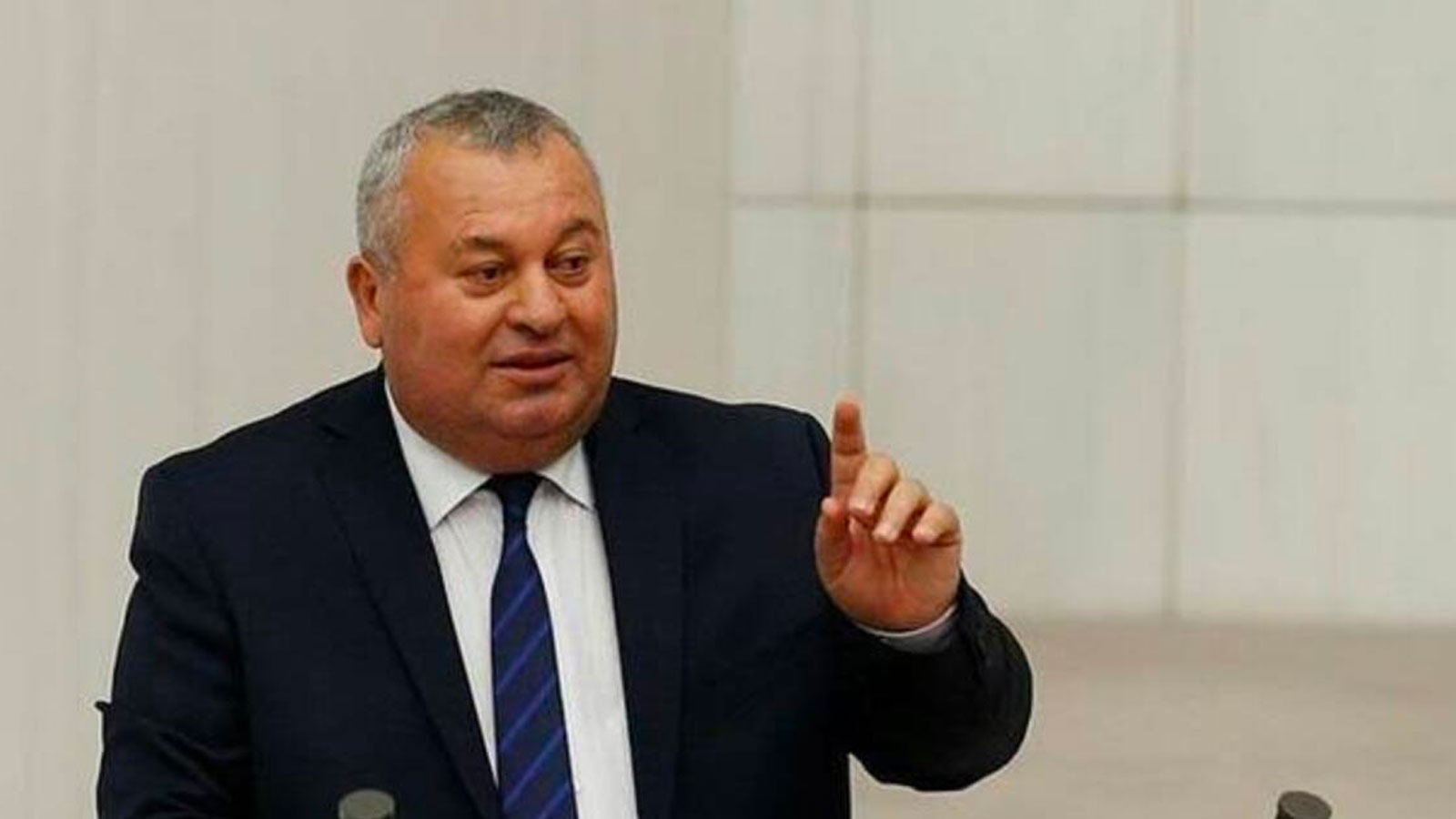 Eski MHP'li Enginyurt: Ülkeyi yöneten CHP zihniyeti doları, faizi yükseltti; Bay Kemal yeter artık