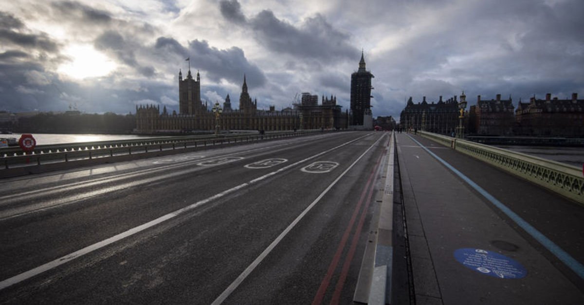 Ekonomi Ve İş Araştırmaları Merkezi: Kovid-19 Kısıtlamalarının İngiltere'ye Maliyeti 251 Milyar Sterlin