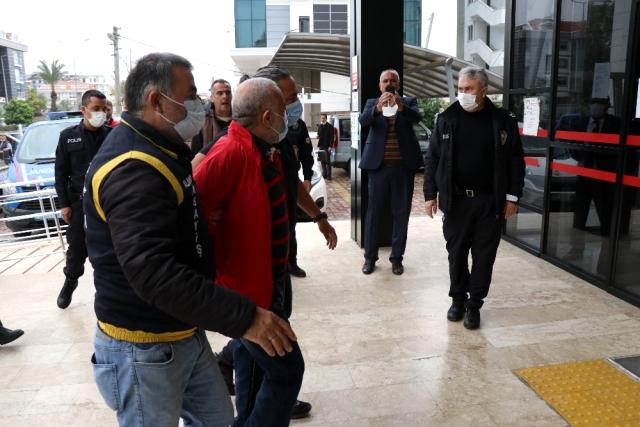 Adliye önünde utanç tablosu!