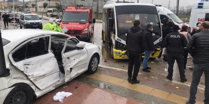 Çanakkale Orman Bölge Müdürü Bursa'da trafik kazası geçirdi: 2 ölü, 3 yaralı