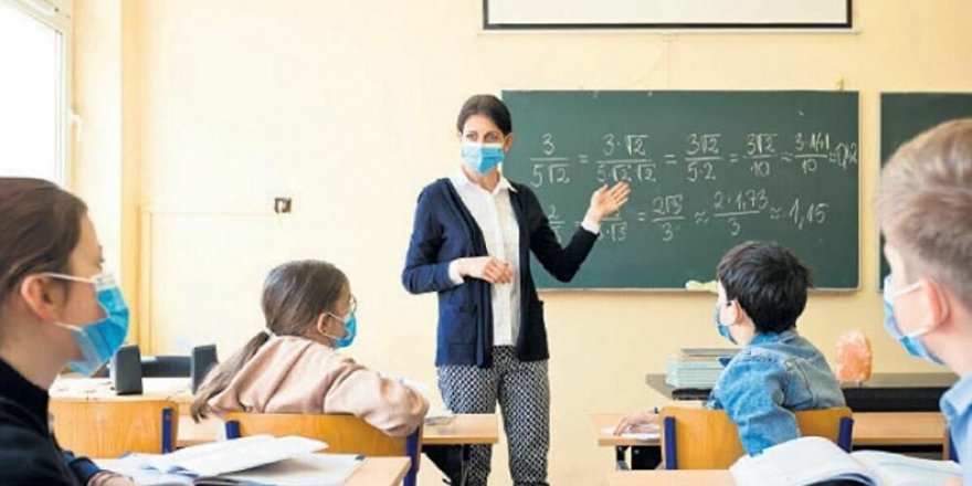 BioNTech aşısında önceliğin öğretmenlerde olması bekleniyor