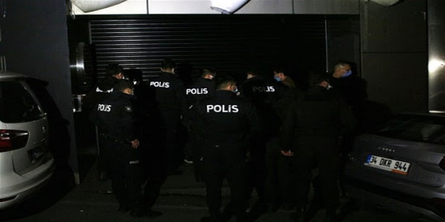 İstanbul'da eğlence mekanına koronavirüs baskını