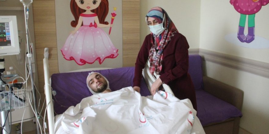 Şantiyede banyo için sobaya benzin döktü, feci şekilde yandı