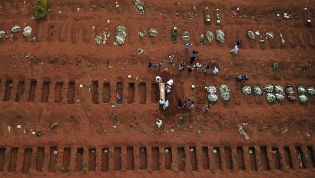 Korona ölümlerine tabut yetiştirilemeyen ülkeden bugün de iyi haber yok!
