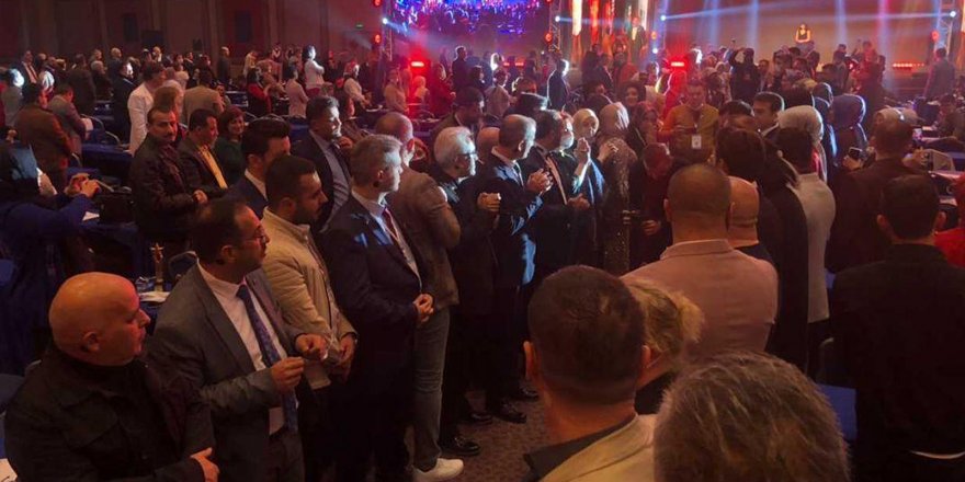 5 yıldızlı otelde bin 900 kişinin katıldığı maskesiz, mesafesiz etkinlik!