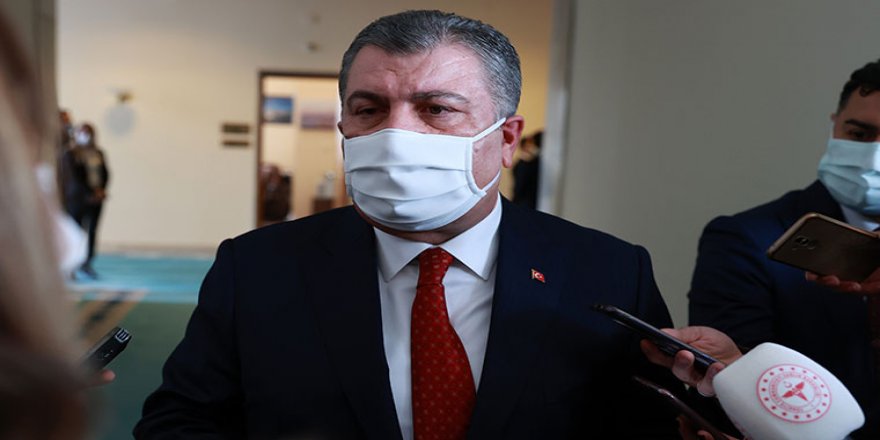 Sağlık Bakanı Koca, AK Parti kongrelerindeki kalabalık eleştirilerine yanıt verdi...