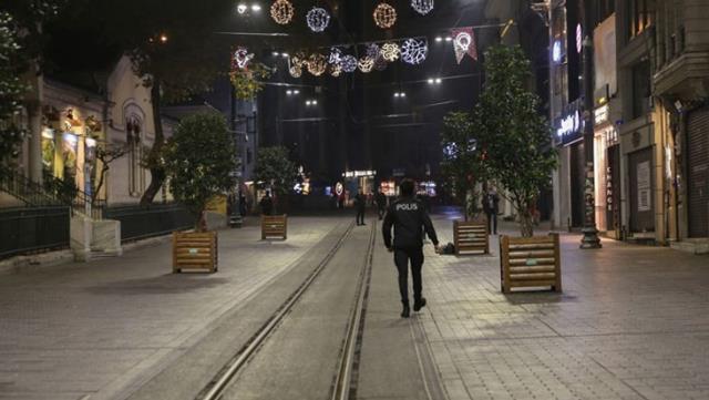 Vergi borcunu ödeyecekler saat 24.00'e kadar sokak kısıtlamasından muaf tutulacak