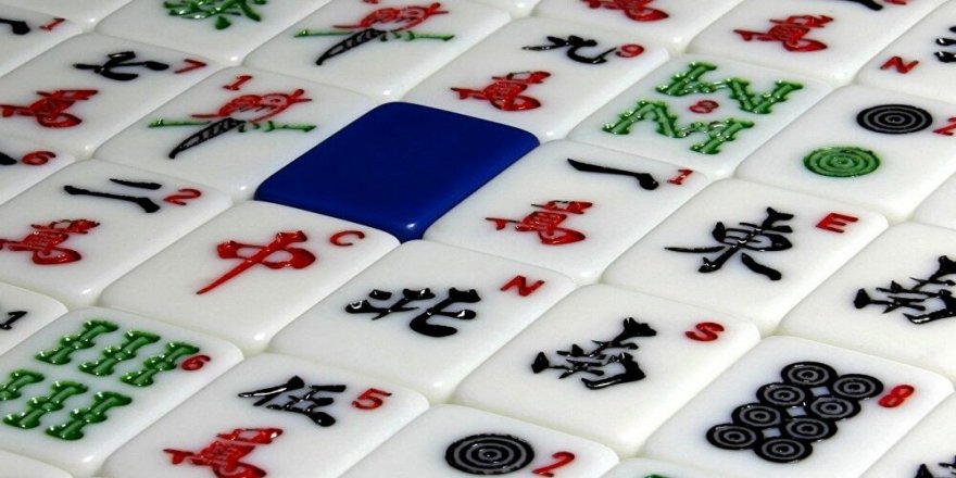 Para karşılığı domino oynadığı ortaya çıkınca istifa etmişti: Eski başsavcıya para cezası verildi