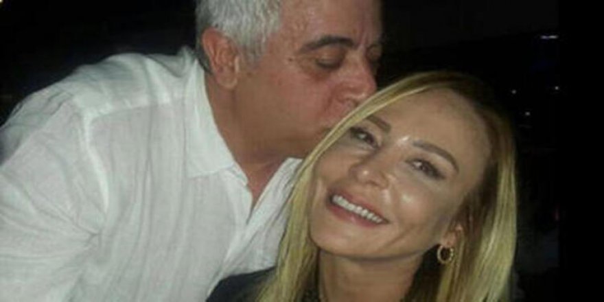 Ahu Sungur Patladı: Kocamla sevişip!..