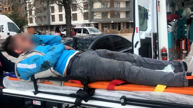 Kız verilmeyince hem kendini hem de kızın dedesini vurdu