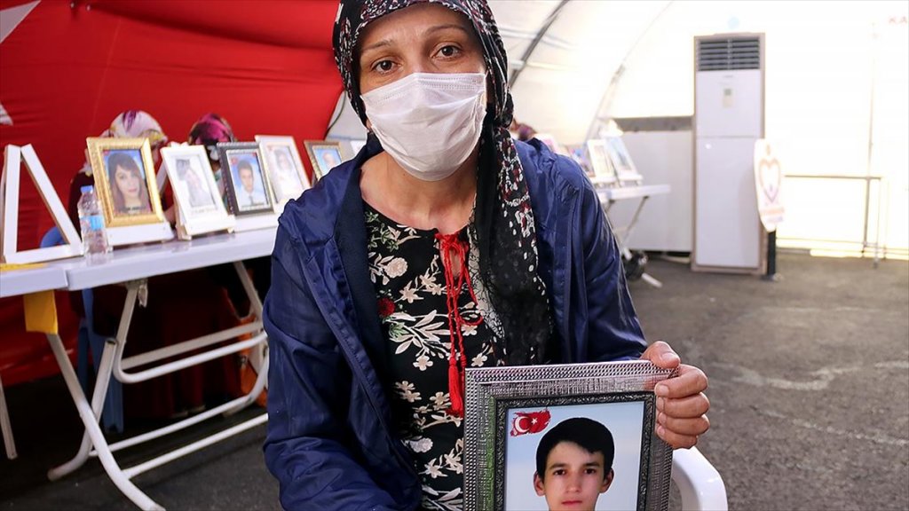 Diyarbakır Annelerinden Nihal Çiftçi: Oğlumu Almadan Buradan Gitmeyeceğim