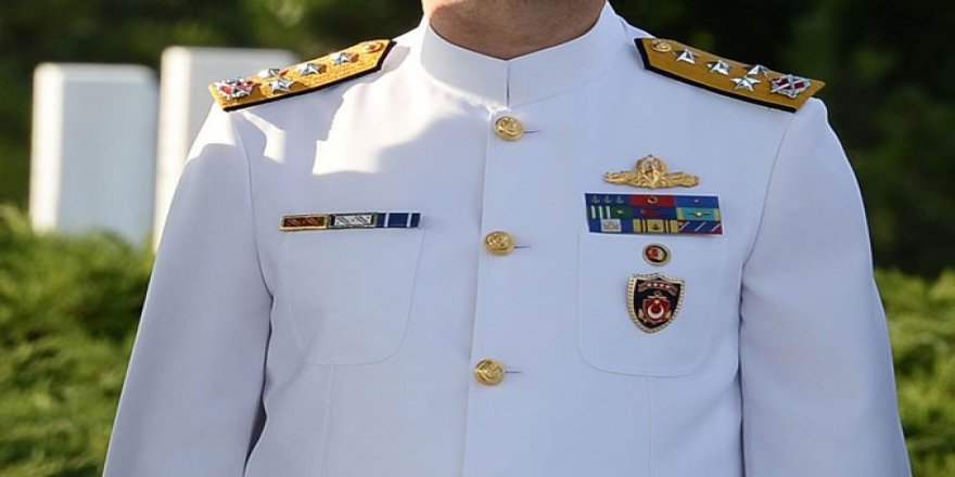 Amiraller bildirisini kim yazdı